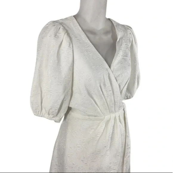 Lulu’s Still Dreaming White Jacquard Puff Sleeve Mini Wrap Dress OO16 - Picture 6 of 11